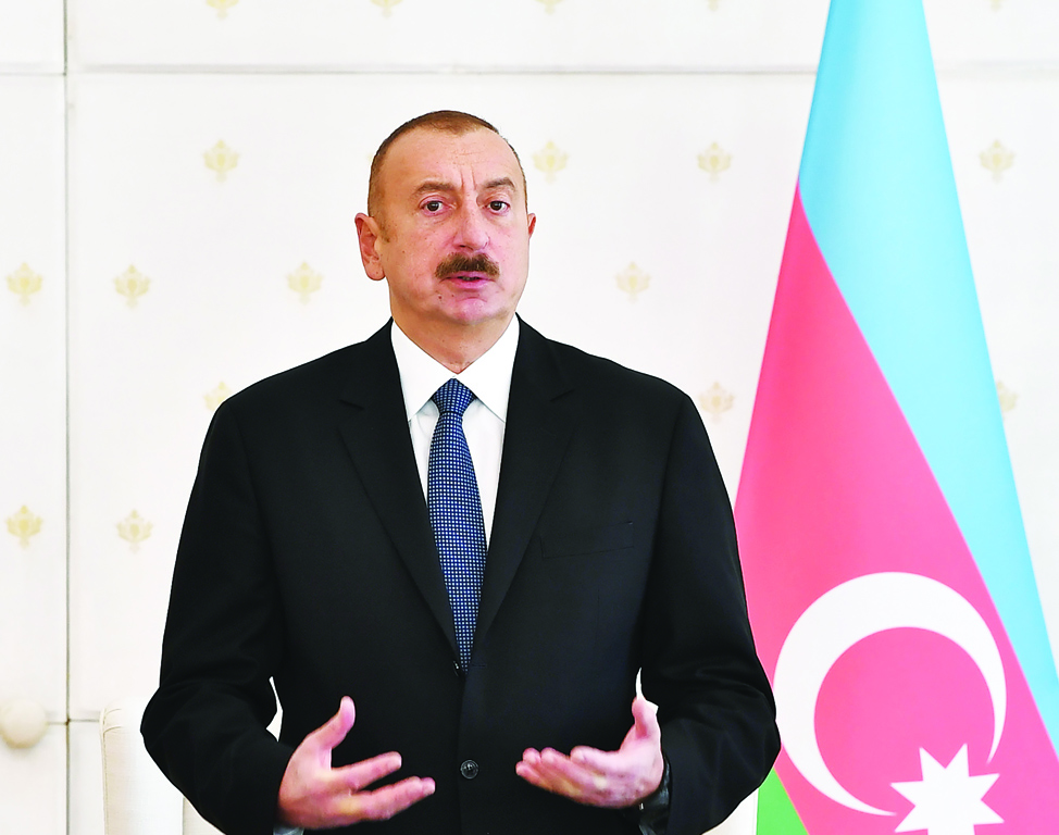 Под председательством Президента Ильхама Алиева состоялось заседание Кабинета Министров, посвященное итогам социально-экономического развития за девять месяцев 2018 года и предстоящим задачамa