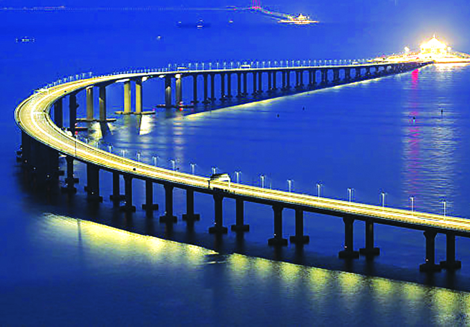 В Китае открыли самый длинный в мире морской мост