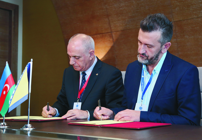 Подписан Меморандум о взаимопонимании между новостными агентствами АЗЕРТАДЖ и FENA
