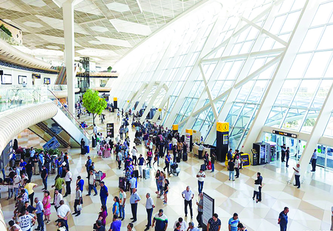 За десять месяцев Международный аэропорт Гейдар Алиев обслужил 3,8 миллиона пассажиров