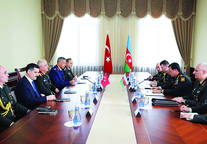 Неджмеддин Садыгов: «С целью наращивания военной мощи Азербайджан расширяет сотрудничество с Турцией»