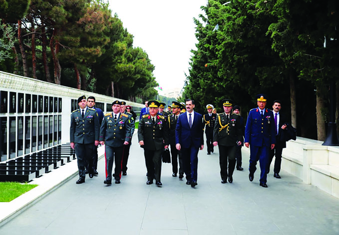 Начальники генеральных штабов вооруженных сил Турции и Грузии посетили Шехидляр хиябаны