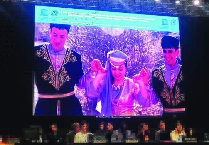 «Яллы (Кочери, Тензере), традиционные групповые танцы Нахчывана» включены в Список нематериального культурного наследия ЮНЕСКО, нуждающегося в срочной охране