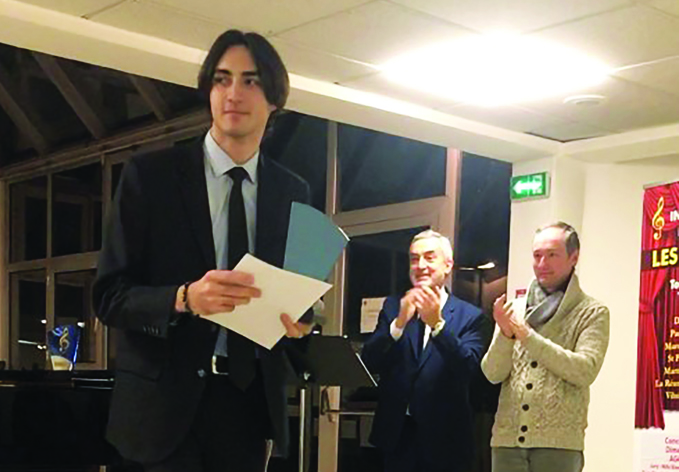 Юный азербайджанский флейтист удостоен во Франции премии «Золотой ключ»