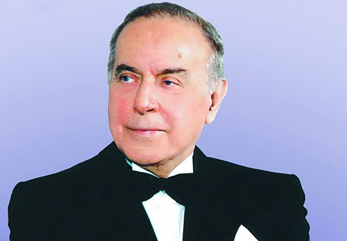 Али Гасанов: «Пока существует Азербайджан, будут жить идеи Гейдара Алиева...»