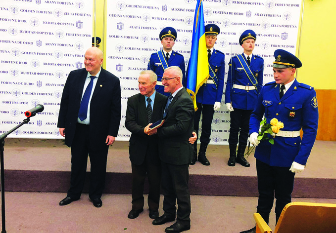 В Киеве наш соотечественник удостоен диплома по случаю 100-летия Национальной Академии Наук Украины
