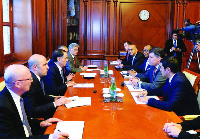 Обсуждены перспективы сотрудничества между правительством Азербайджана и USAID