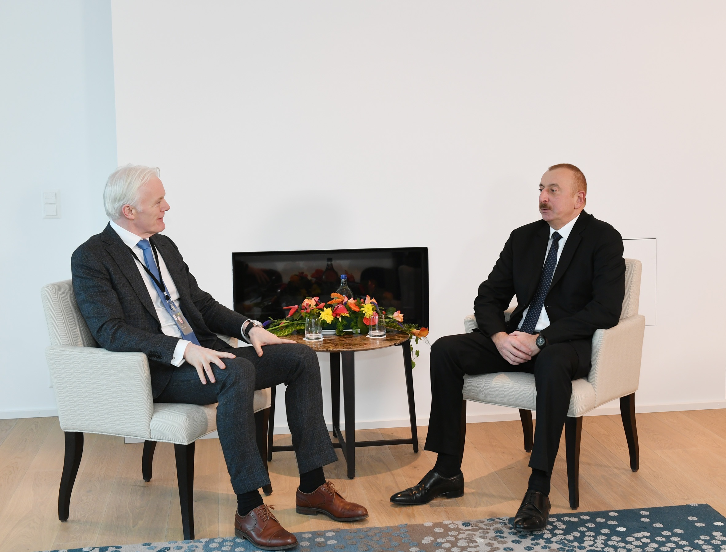 Президент Ильхам Алиев встретилсяс вице-президентом компании Microsoft