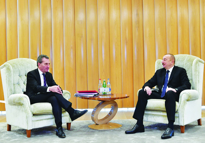 Президент Ильхам Алиев встретился с комиссаром Европейской комиссии по вопросам бюджета и человеческим ресурсам