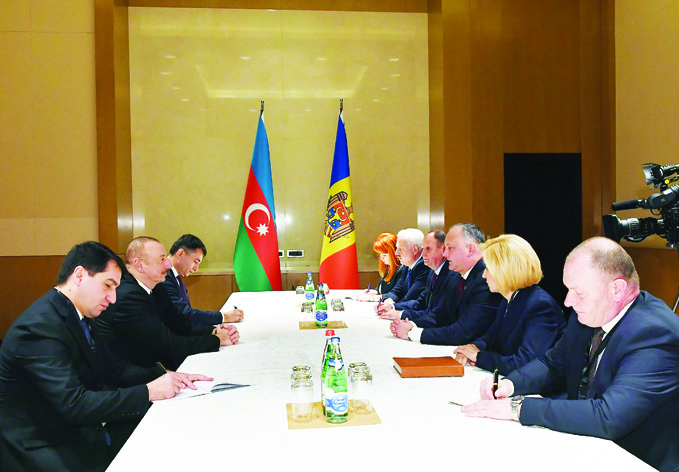 Президент Ильхам Алиев встретился с Президентом Молдовы Игорем Додоном