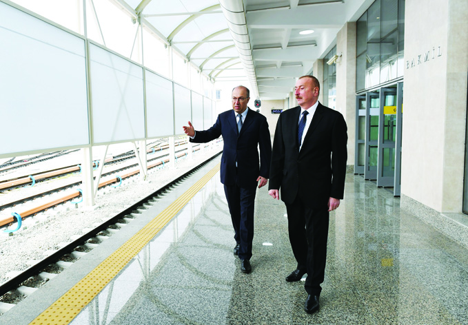 Президент Ильхам Алиев ознакомился с условиями, созданными на капитально реконструированной станции «Бакмил» Бакинского метрополитена