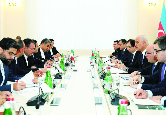 Обсуждено азербайджано-иранское экономическое сотрудничество