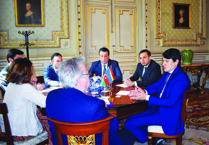 В Мадриде обсуждены вопросы расширения деятельности азербайджанской диаспоры в Испании