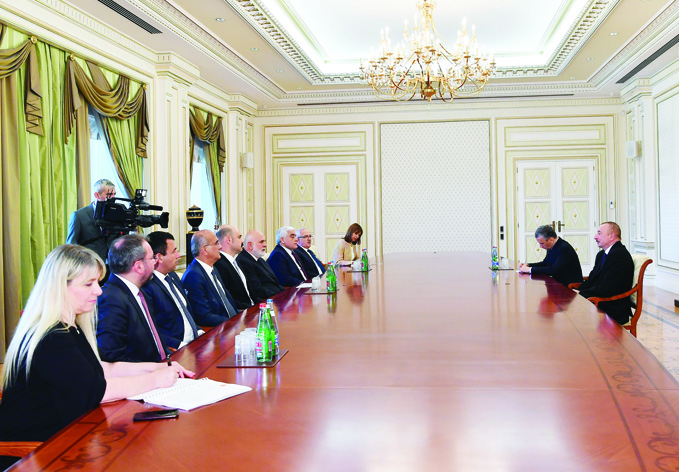 Президент Ильхам Алиев принял делегацию во главе с вице-спикером Великого Национального Собрания Турции