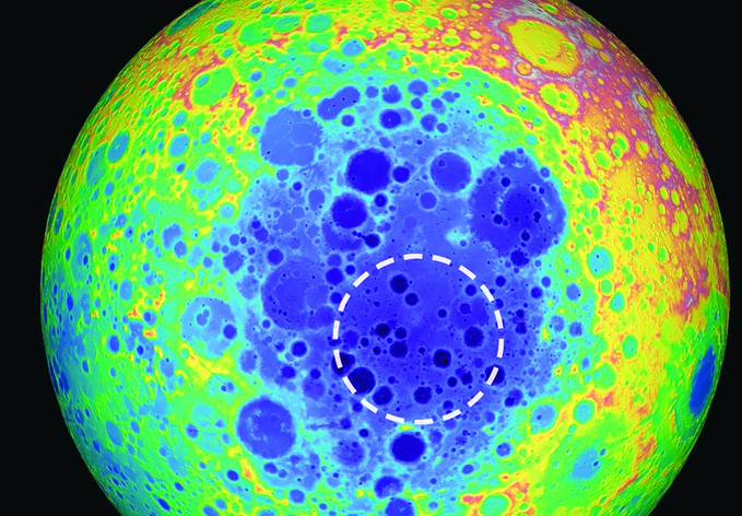 Под самым большим кратером Солнечной системы обнаружено аномальное металлическое образование