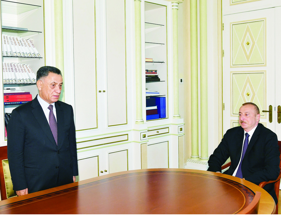 Президент Ильхам Алиев принял Рамиля Усубова по случаю его назначения на должность секретаря Совета безопасности