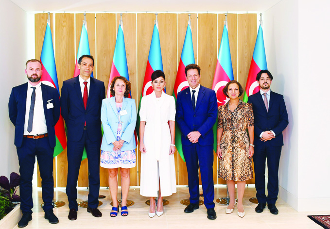 Первый вице-президент Азербайджана Мехрибан Алиева встретилась с президентом Делового совета MEDEF