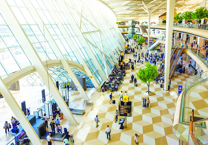 За первые полгода 2019 года международные аэропорты Азербайджана обслужили 2,4 млн пассажиров