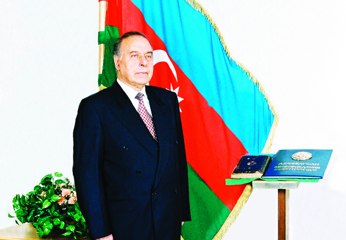 Исполняется 21 год с начала деятельности Конституционного суда Азербайджанской Республики