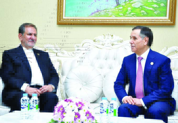 Премьер-министр Новруз Мамедов встретился с первым вице-президентом Ирана Эсхаком Джахангири