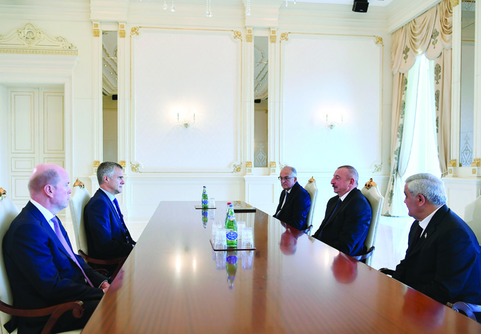 Президент Ильхам Алиев принял делегацию во главе с председателем Совета директоров BP