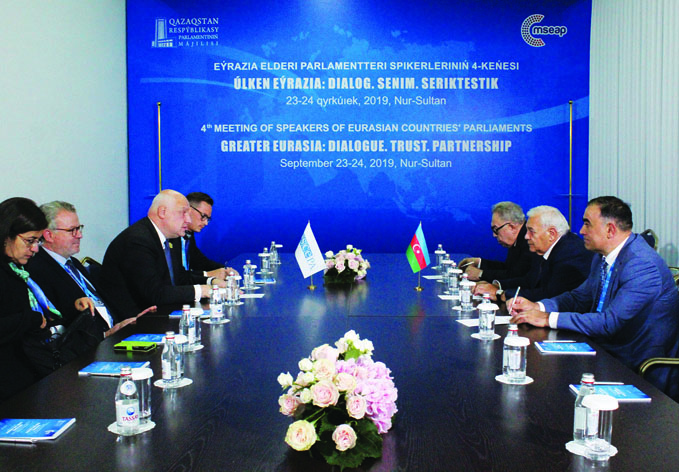 В городе Нур-Султан состоялась встреча председателя Милли Меджлиса Азербайджана с председателем ПА ОБСЕ