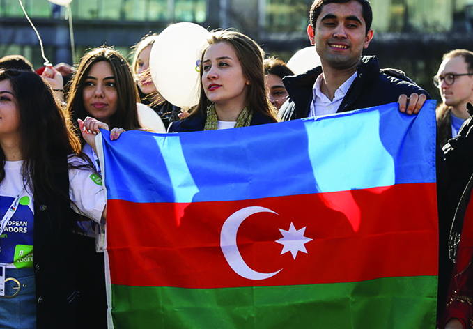 Динамичный рост населения приводит к развитию и укреплению человеческого капитала в Азербайджане