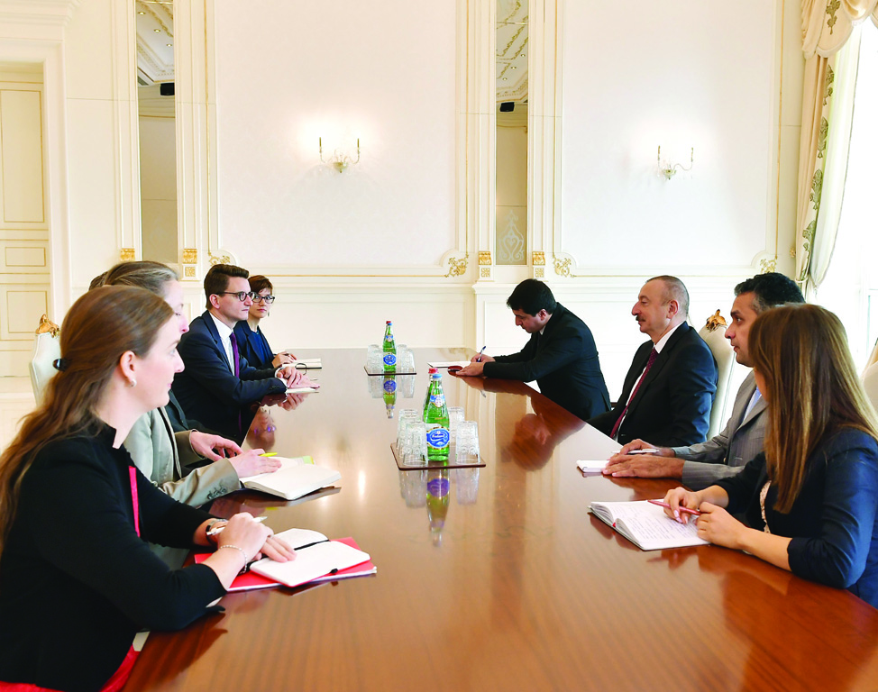 Президент Ильхам Алиев принял делегацию во главе с председателем Совета кантонов Швейцарии
