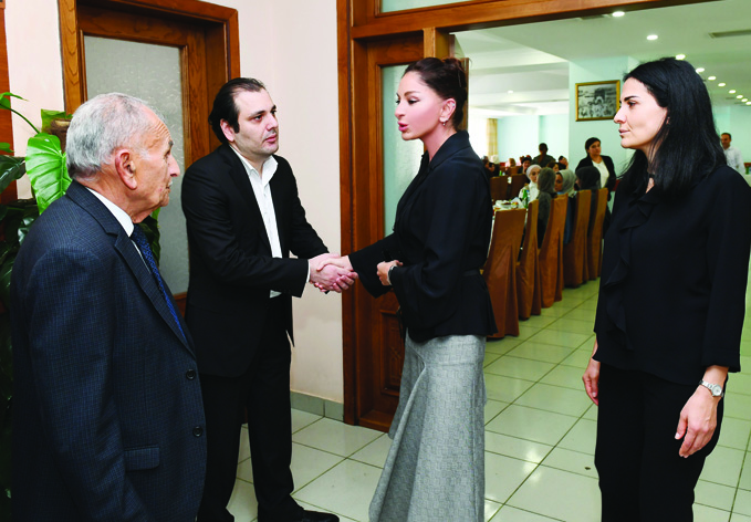 Первый вице-президент Мехрибан Алиева приняла участие в церемонии поминовения видного ученого Васима Мамедалиева