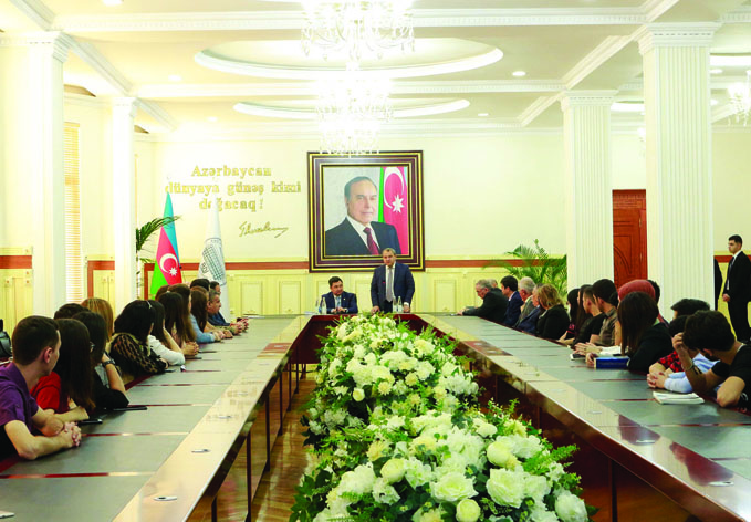 Президент Международной тюркской академии Дархан Кыдырали посетил БГУ