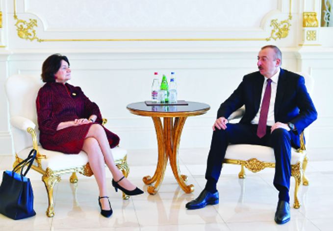 Президент Ильхам Алиев принял заместителя генерального секретаря ООН по политическим вопросам и вопросам миростроительства