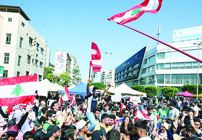 В Бейруте демонстранты намерены провести всеобщую забастовку