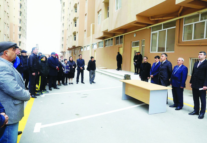 В Абшеронском районе 50 семьям шехидов, инвалидов войны и событий 20 Января предоставлены квартиры