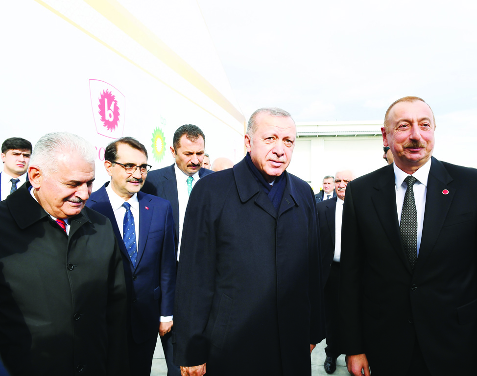 В поселке Ипсала в Турции состоялась церемония открытия части газопровода TANAP, соединяющейся с Европой