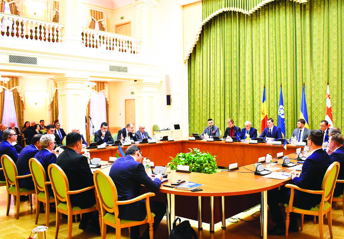 В Киеве состоялось пленарное заседание глав правительств стран — членов ГУАМ
