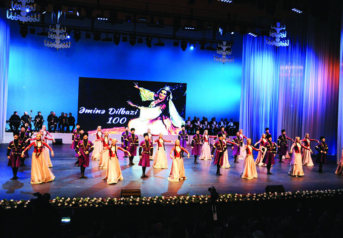 В Баку торжественно отметили 100-летие королевы азербайджанского танца