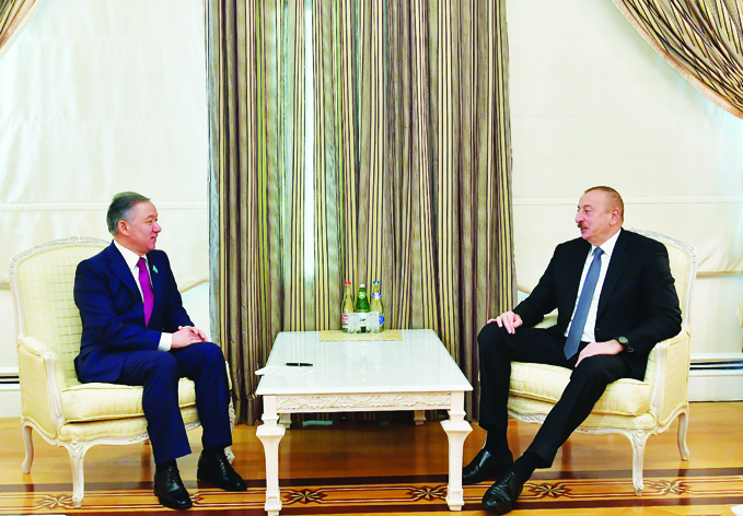 Президент Ильхам Алиев принял делегацию во главе с председателем Мажилиса парламента Казахстана