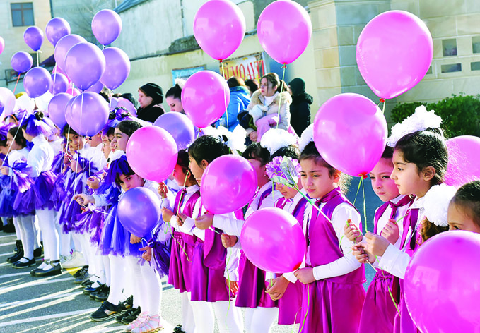 Отмечено 120-летие Джоратской школы