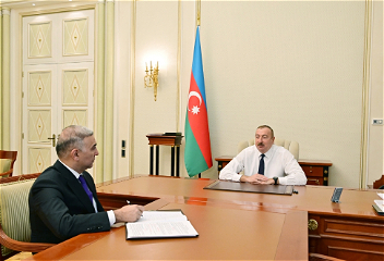Президент Ильхам Алиевпринял Вугара Ахмедова в связи с назначением на должность председателя ОАО «Азеришыг»