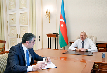Президент Ильхам Алиев принялминистра транспорта, связи и высоких технологий