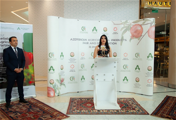 Азербайджанская сельскохозяйственнаяпродукция представлена в Дубае