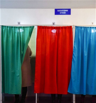 ЦИК Азербайджана обнародовала числоаккредитованных на парламентские выборы наблюдателей