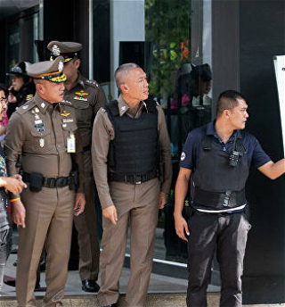 СМИ: «Полиция задержала мужчину, устроившего стрельбу в центре Бангкока»