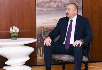 Президент Азербайджана Ильхам Алиев встретился в Мюнхене с Президентом Молдовы Игорем Додоном