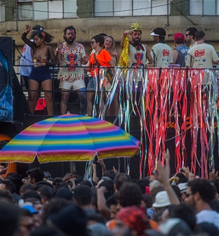 На карнавале в Бразилии произошла стрельба
