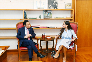 Вице-президент Фонда Гейдара АлиеваЛейла Алиева встретилась в Римес генеральным директором ФАО