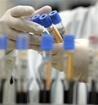 СМИ: «США начинают испытаниевакцины от коронавируса на людях»