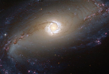 Раскрыта природа необъяснимыхструктур в старых галактиках