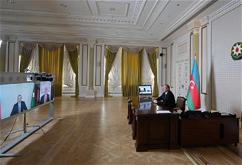 Президент Ильхам Алиев: «Атаки на памятникисоветским воинам заслуживают презрения»