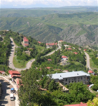 Азербайджанская община Нагорно-Карабахского региона Азербайджанараспространила заявление в связис 28-й годовщиной оккупации Лачина